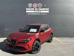 Alfa Romeo Junior 1.2 Hybrid Q4