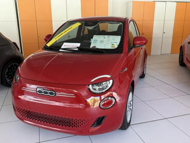 Fiat 500 el 87 kW Cult Edition