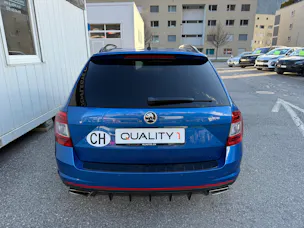 Škoda Octavia Combi 2.0 TDI RS DSG *RS-EXTREM* *TIEFERLEGUNG* H&R *DISTANZSCHEIBEN * 19" ALU*