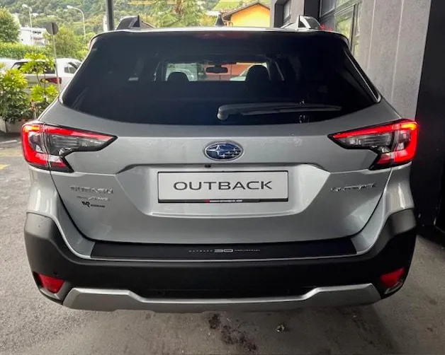Subaru Outback 2.5i 30th Anniversary Edition AWD Lineartronic