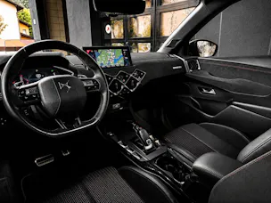 DS Automobiles AUTOMOBILES DS 3 Crossback 1.2 PureTech Performance Line EAT8