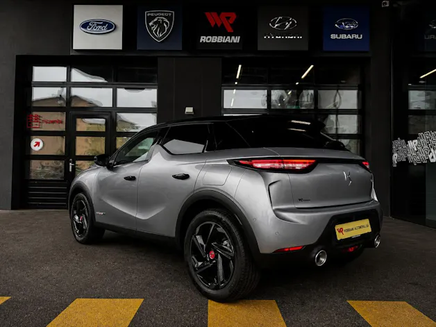 DS Automobiles AUTOMOBILES DS 3 Crossback 1.2 PureTech Performance Line EAT8
