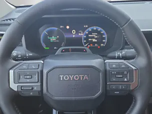 Toyota Hilux Double Cab.-Pick-up 59KWh Comfort