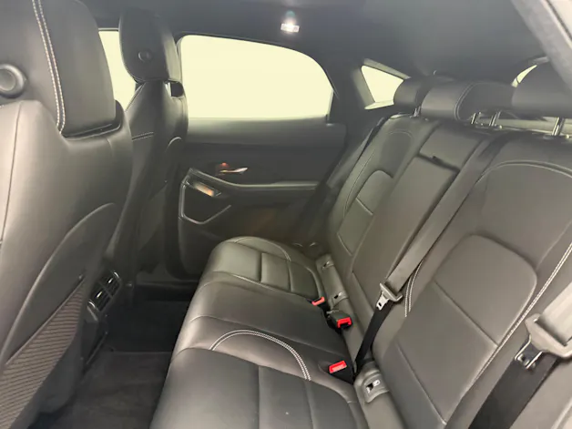 Jaguar E-Pace 2.0 I4 250 R-Dynamic SE AWD