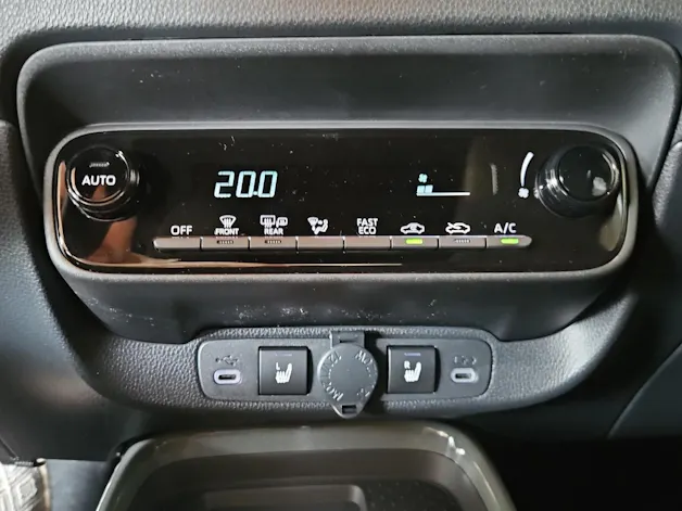 Toyota Aygo X 1.5 VVT-i HSD Trend
