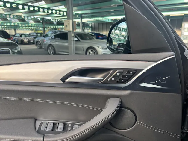 BMW X3 20d xDrive paddles