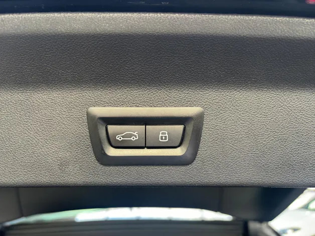 BMW X3 20d xDrive paddles