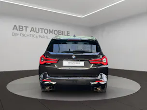 BMW X3 20d xDrive paddles