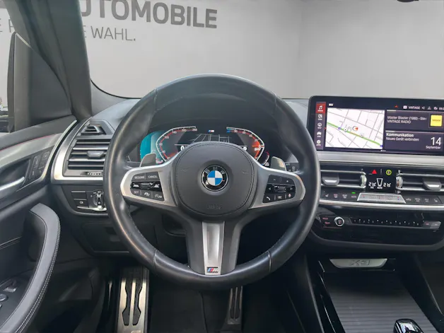 BMW X3 20d xDrive paddles