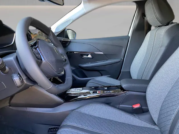 Peugeot 208 1.2 Hybrid 110 e-DCS6 Allure