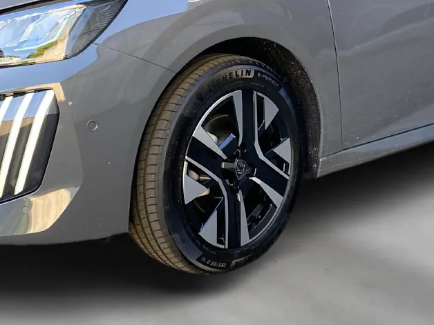 Peugeot 208 1.2 Hybrid 110 e-DCS6 Allure