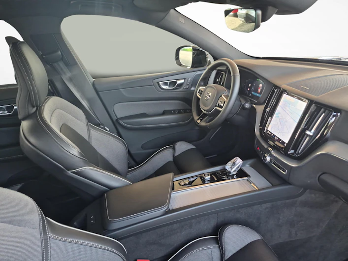 immagine del veicolo VOLVO XC60