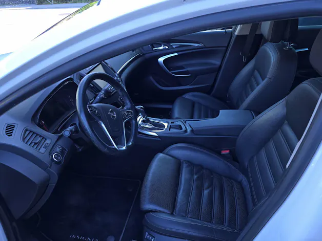 Opel Insignia 2.0 T Edition