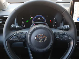 Toyota Yaris 1.5 VVT-i HSD Trend