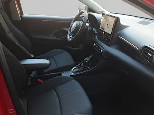 Toyota Yaris 1.5 VVT-i HSD Trend