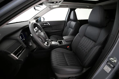 MITSUBISHI OUTLANDER 4