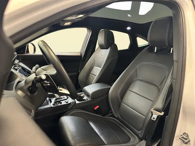 Jaguar E-Pace 1.5 T 270e R-Dynamic SE AWD
