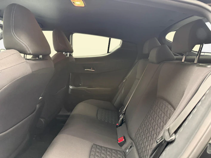 Fahrzeugbild TOYOTA C-HR