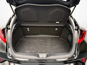 Fahrzeugbild TOYOTA C-HR 2.0 VVTi HSD Trend