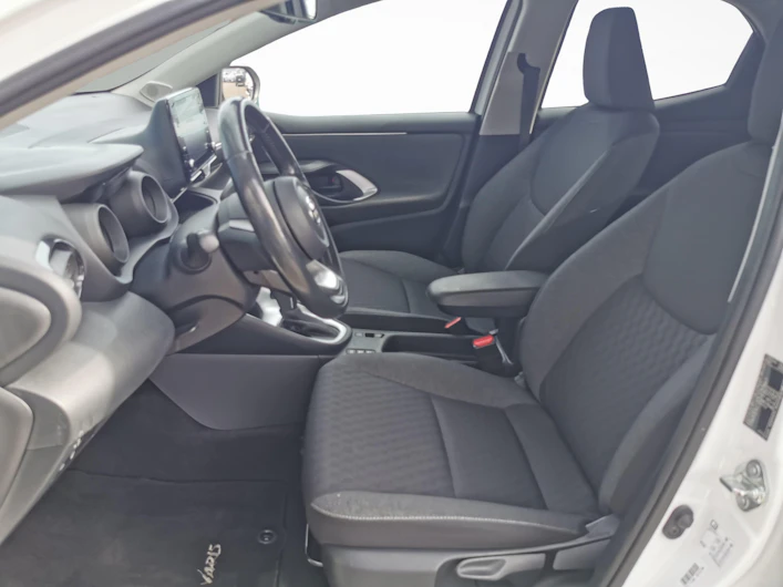 Fahrzeugbild TOYOTA YARIS