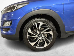 https://vehicle.imgix.net/4368299/25d2ab85-0f14-4e42-87f0-3aa44aa1c717.jpg