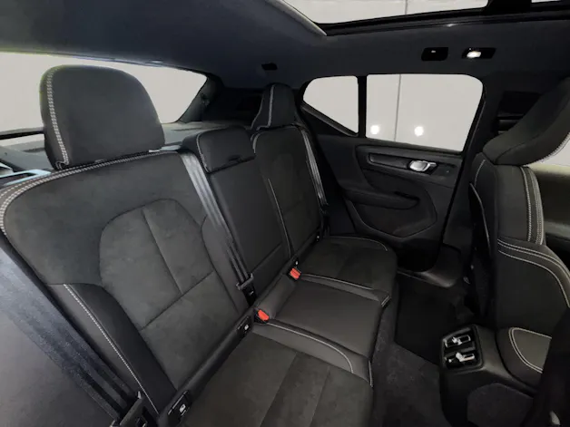 Volvo EX40 Twin Black Edition AWD