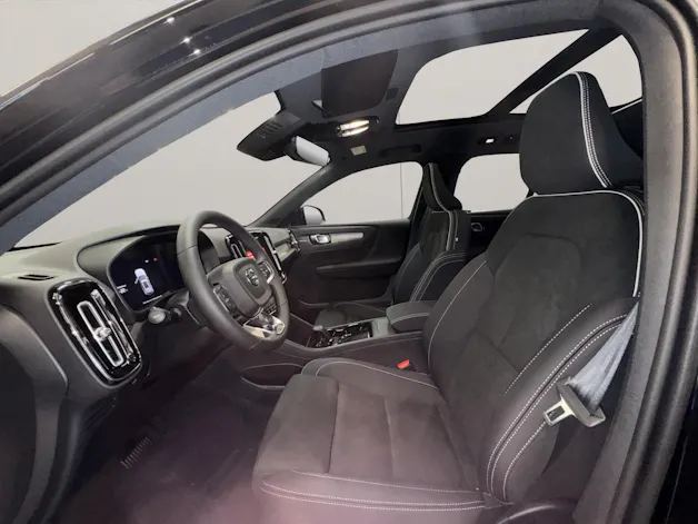 Volvo EX40 Twin Black Edition AWD