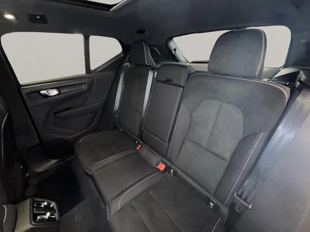 Volvo EX40 Twin Black Edition AWD