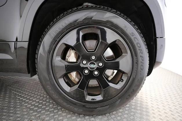 Land Rover Defender 110 2.0 P400e X-Dynamic HSE