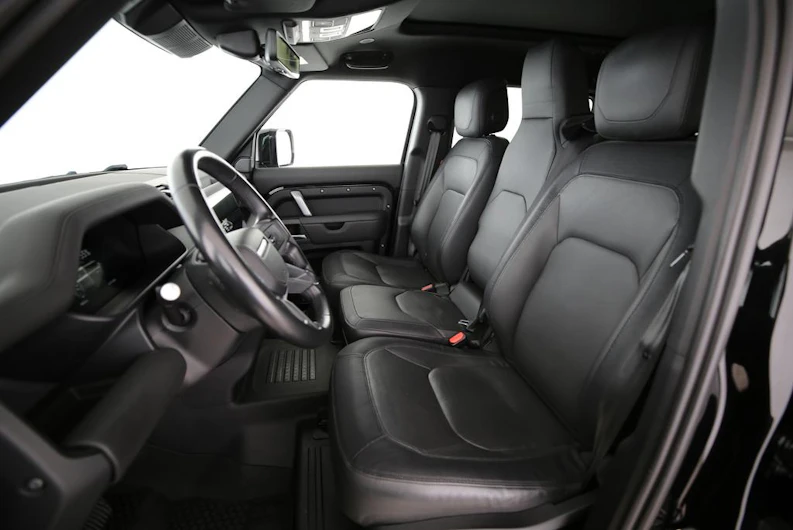 immagine del veicolo LAND ROVER DEFENDER