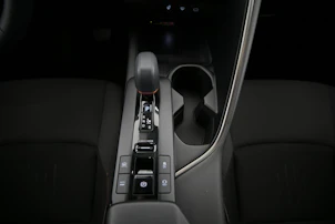 image du véhicule TOYOTA C-HR 2.0 PHEV Swiss Edition