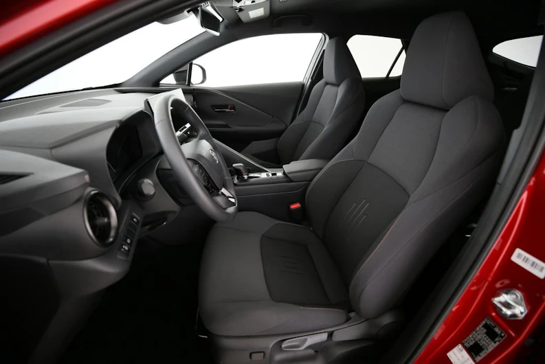 image du véhicule TOYOTA C-HR