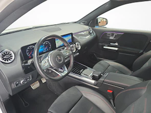 image du véhicule MERCEDES-BENZ GLA 250 4MATIC AMG Line