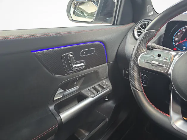Mercedes-Benz GLA 250 4MATIC AMG Line