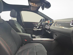 image du véhicule MERCEDES-BENZ GLA 250 4MATIC AMG Line