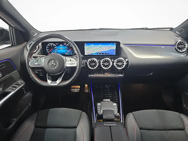 Mercedes-Benz GLA 250 4MATIC AMG Line
