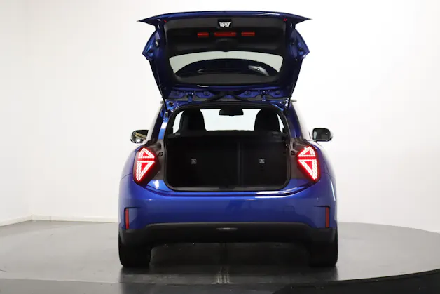MINI J01 Cooper SE