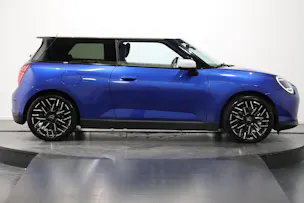 MINI J01 Cooper SE