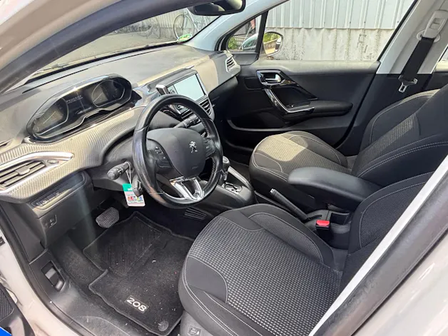 Peugeot 208 1.2 PureTech Allure S/S
