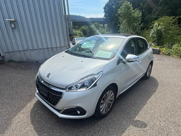 Peugeot 208 1.2 PureTech Allure S/S