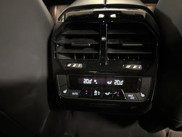 BMW iX xDrive50