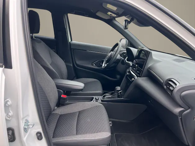 Toyota Yaris Cross 1.5 VVT-i HSD Trend AWD-i
