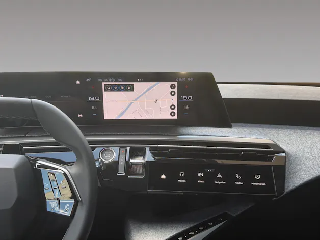 PEUGEOT 5008 e-Allure Premium AWD