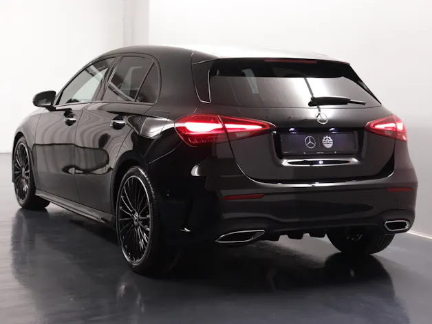 MERCEDES-BENZ A 200 Night Star AMG Line