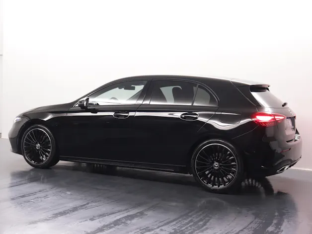 MERCEDES-BENZ A 200 Night Star AMG Line