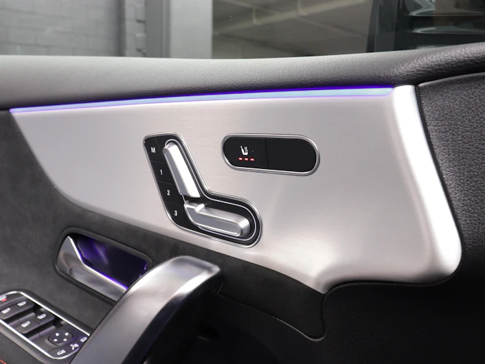 Fahrzeugbild MERCEDES-BENZ A 200