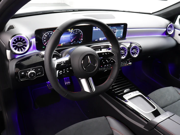 Fahrzeugbild MERCEDES-BENZ A 200