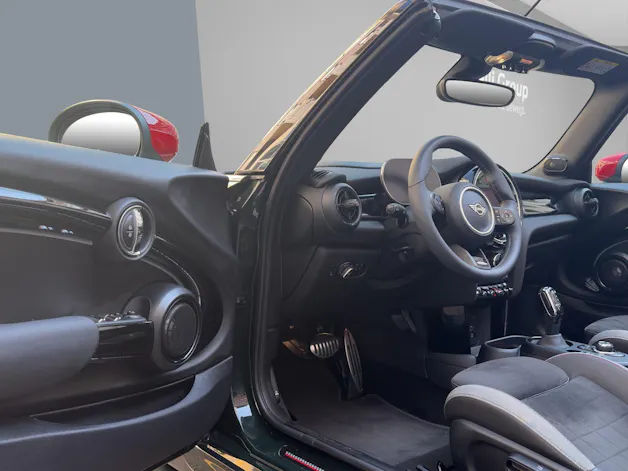 Mini Cabrio  John Cooper Works