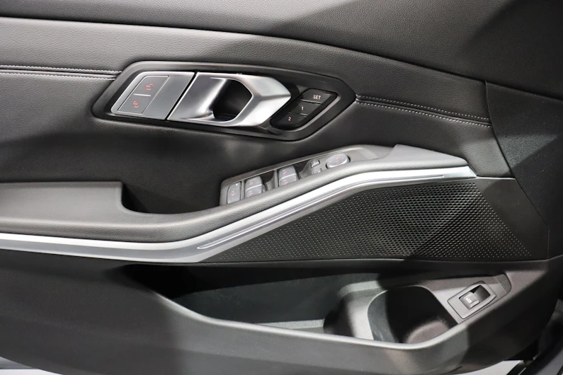 image du véhicule BMW 3 SERIES