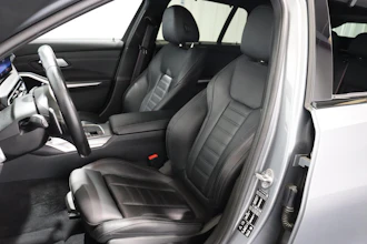 https://vehicle.imgix.net/4368659/b9229bea-17f0-46bb-892d-9a83a156120d.JPG